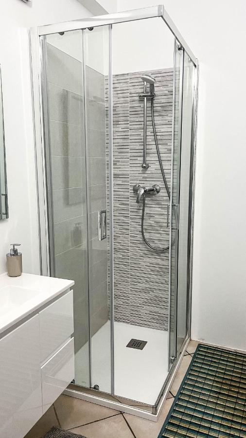 Villa Belvedere_Studio Flat San Fermo della Battaglia Экстерьер фото