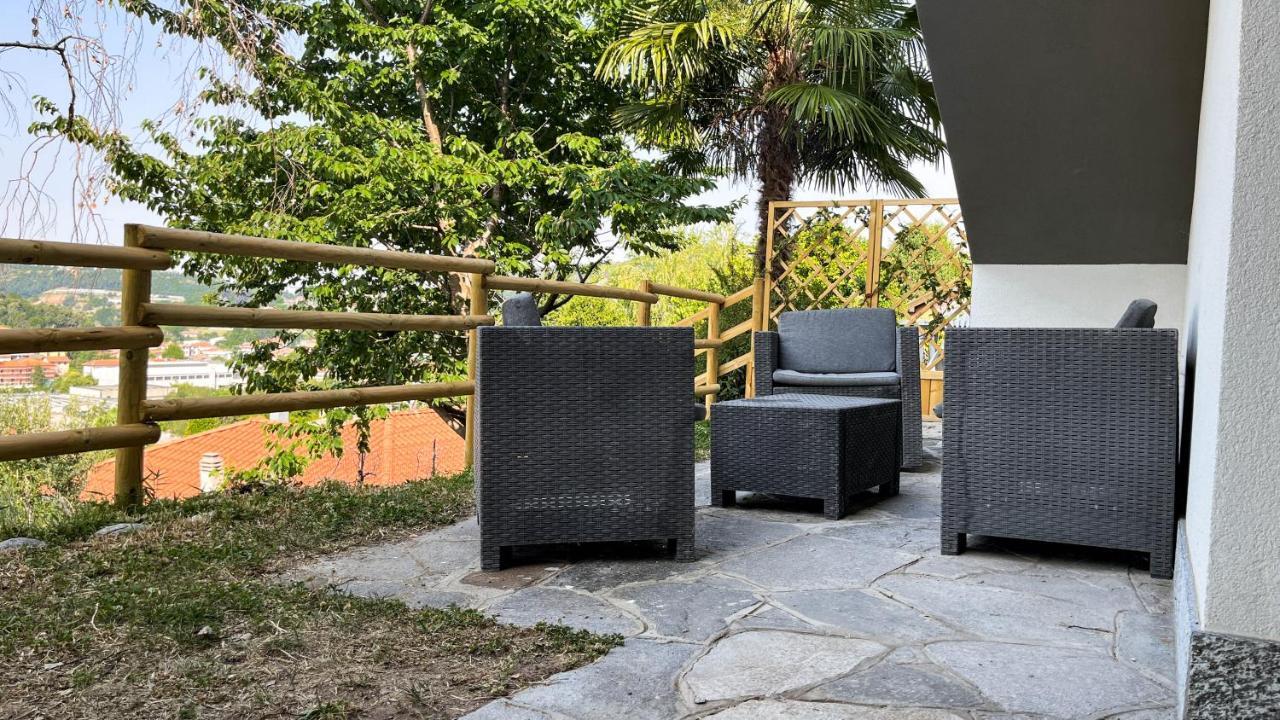 Villa Belvedere_Studio Flat San Fermo della Battaglia Экстерьер фото